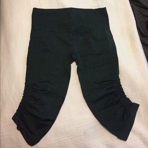 Lululemon In the Flow Crop