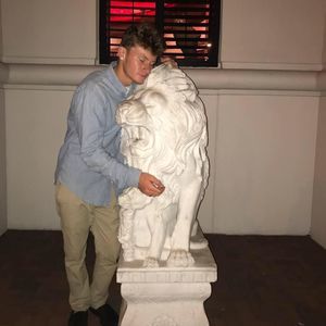 Meet your Posher, Connor