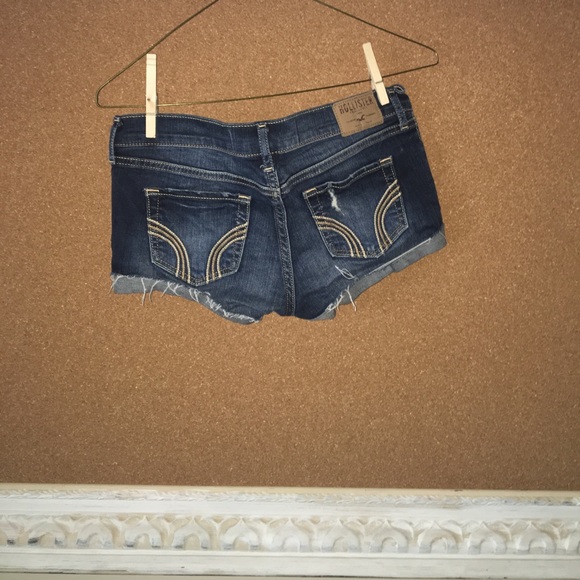 Hollister Denim Shorts - Picture 4 of 5