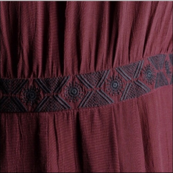 Long Sleeve Deep Red Dress - Picture 4 of 4