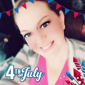 Meet your Posher, Laurie