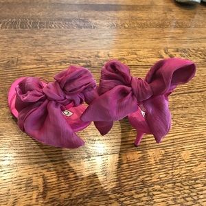 Oscar de la Renta Bow Sandals, Hot Pink, 37.5