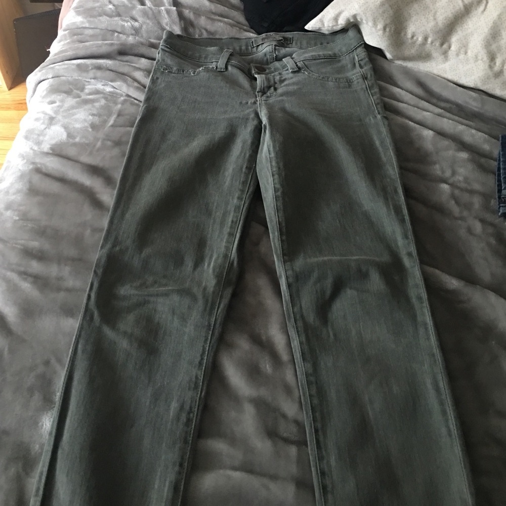 J brand distressed jegging
