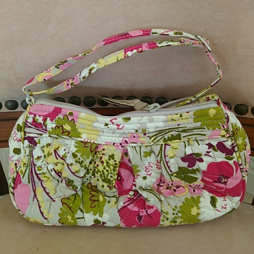 EUC Vera Bradley Frannie in Make Me Blush