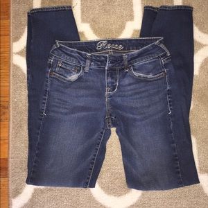 dELiA's REESE style jeans!!