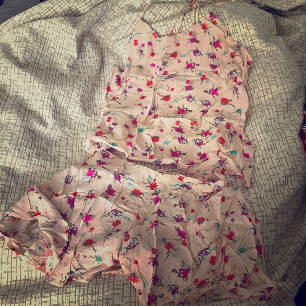 Beautiful blush floral pajama set
