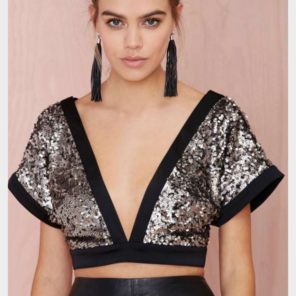 In search of this crop top from nasty gal
