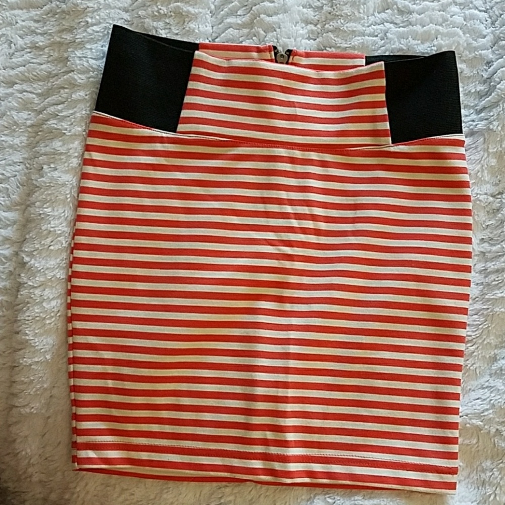 Striped bodycon mini skirt