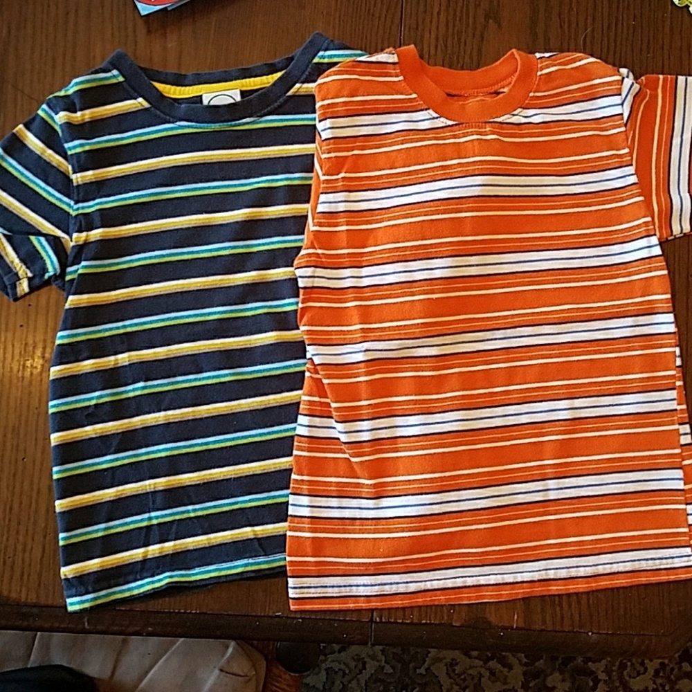 Tee shirts