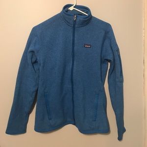 blue patagonia sweatshirt