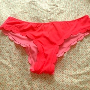 Victoria's Secret PINK Scalloped Bikini Bottom L Victoria's Secret PINK Scalloped Bikini Bottom L