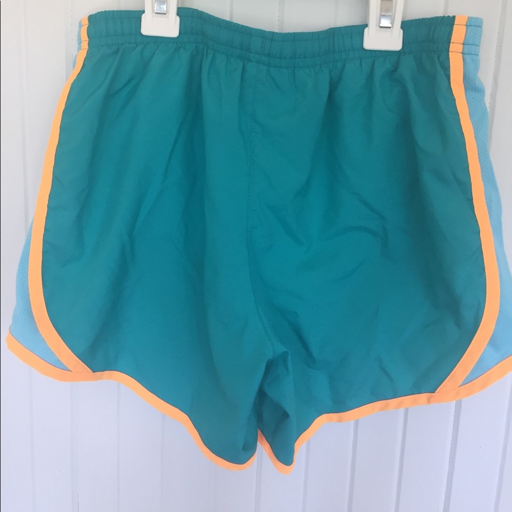Nike Dri-Fit short - Picture 3 of 4