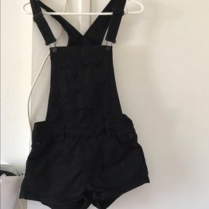 Pacsun short and overalls