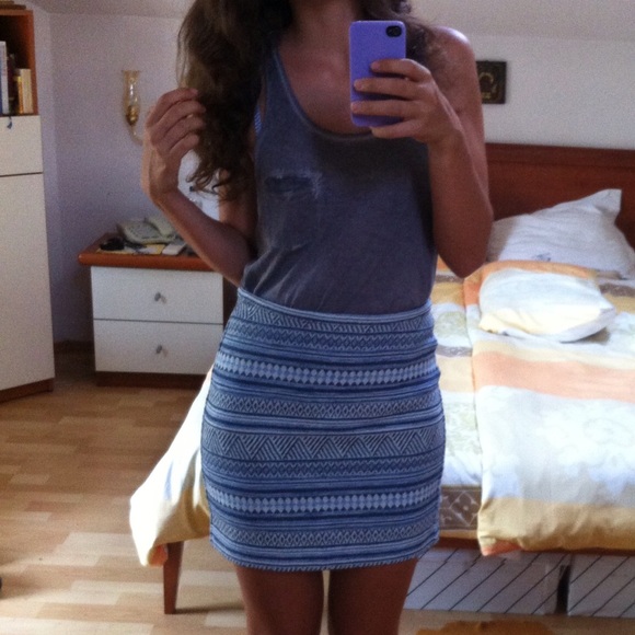 H&M blue mini pencil skirt - Picture 5 of 5