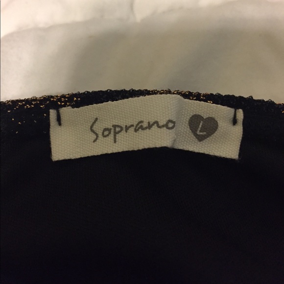 Black and Gold Shimmer Crop Top - Picture 4 of 5