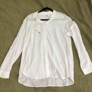 White button down blouse. Never worn!