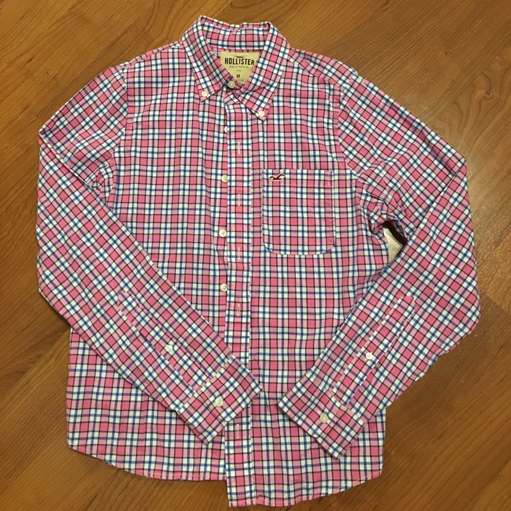 Men's Hollister button up shirt. Like New!!
