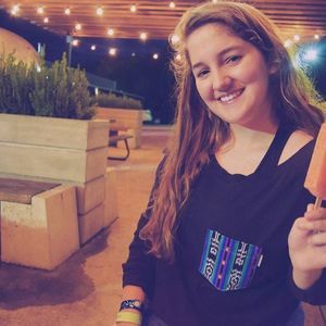 Meet your Posher, Kayla