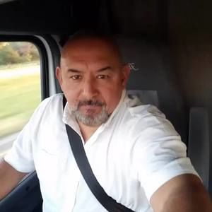 Meet your Posher, Roberto