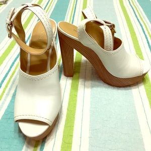 Nine West Leather Upper "Golden" Wedges. NWOT