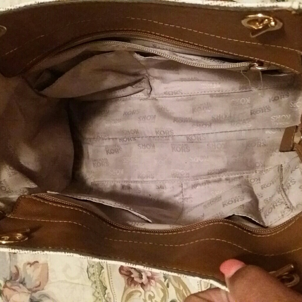 MK PURSE & WALLET