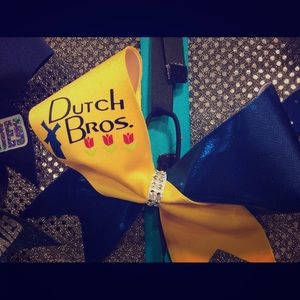 Dutch Bros Bow