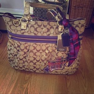 Coach Poppy Glam Tote