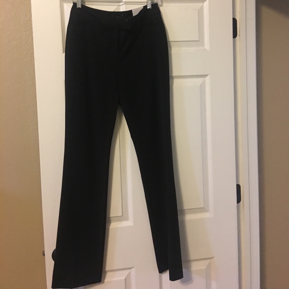 White House Black Market, Size 2 Pants. NWT.