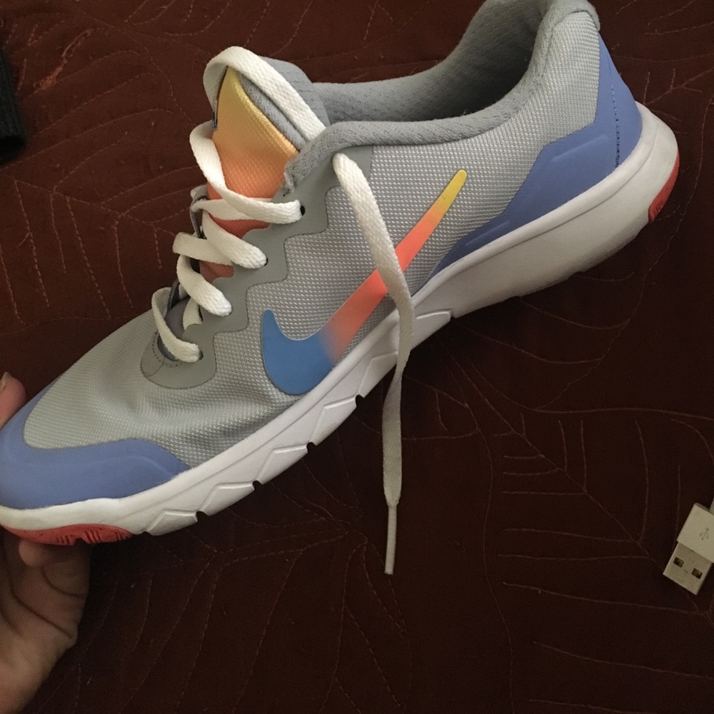 Nike shoes