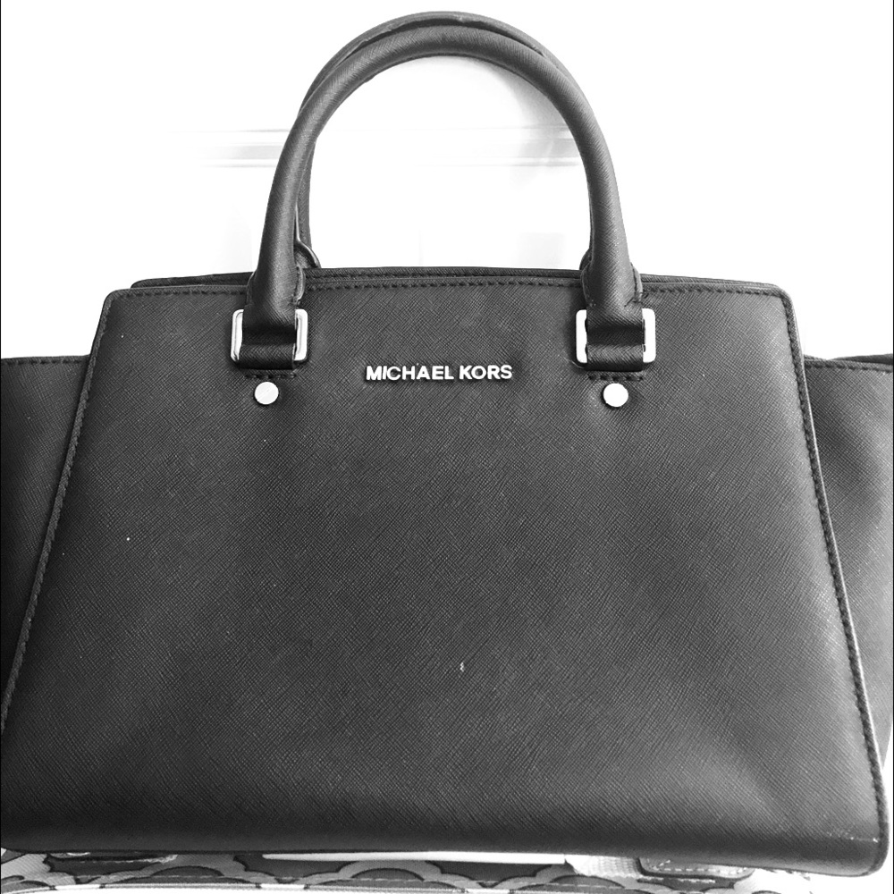 🖤TRADE???🖤 Black Michael Kors Selma