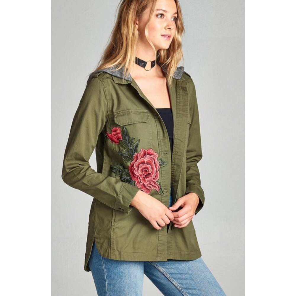🆕 Olive Rose Embroidered Utility Jacket S M L - Picture 4 of 4