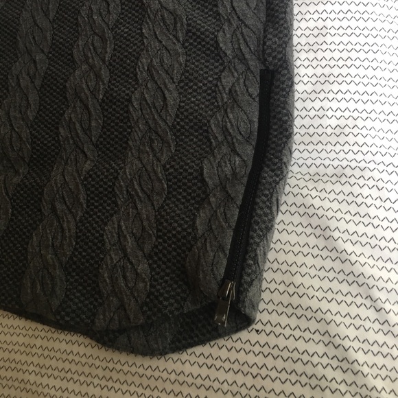 Donna Morgan sweater dress - Picture 3 of 4