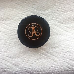 Anastasia Beverly Hills jet. Black crime eyeliner