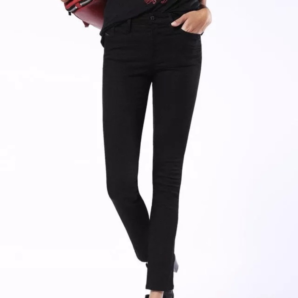 New- Diesel Skinzee Jeans - Super Skinny - 27 x 32