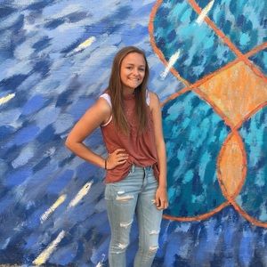 Meet your Posher, Maria