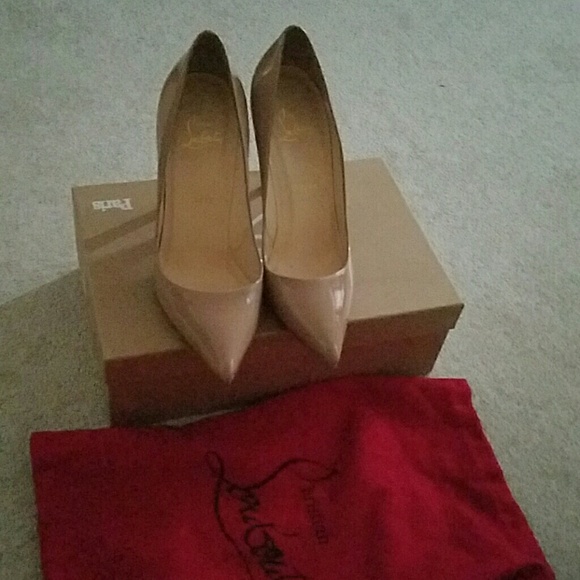 My shoes - Picture 2 of 4