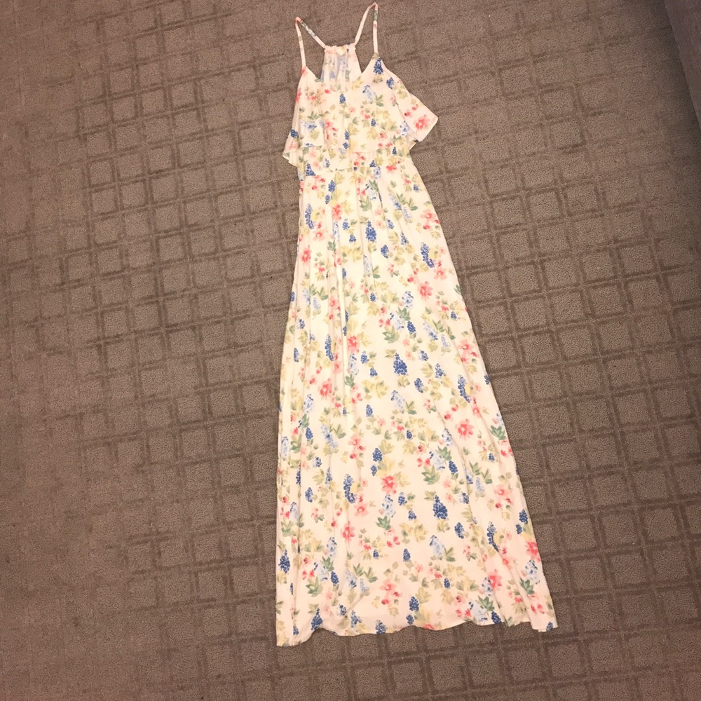 🌸🌼GORGEOUS FLORAL MAXI🌼🌸