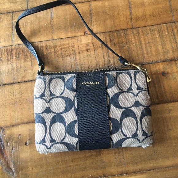 Black studded coach purse and wristlet bundle - Picture 8 of 8