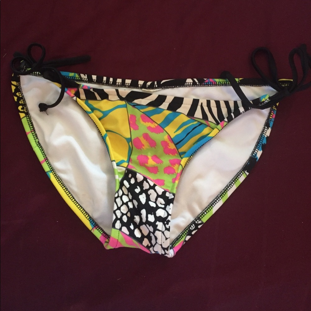 swimsuit bottoms