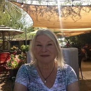 Meet your Posher, Ava