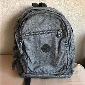 Kipling Challenger in Silver Glimmer