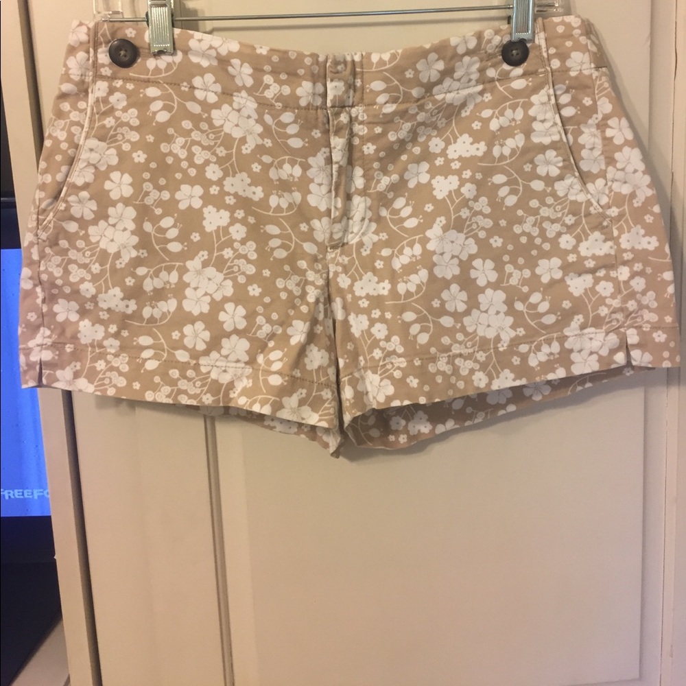 Gap floral print shorts