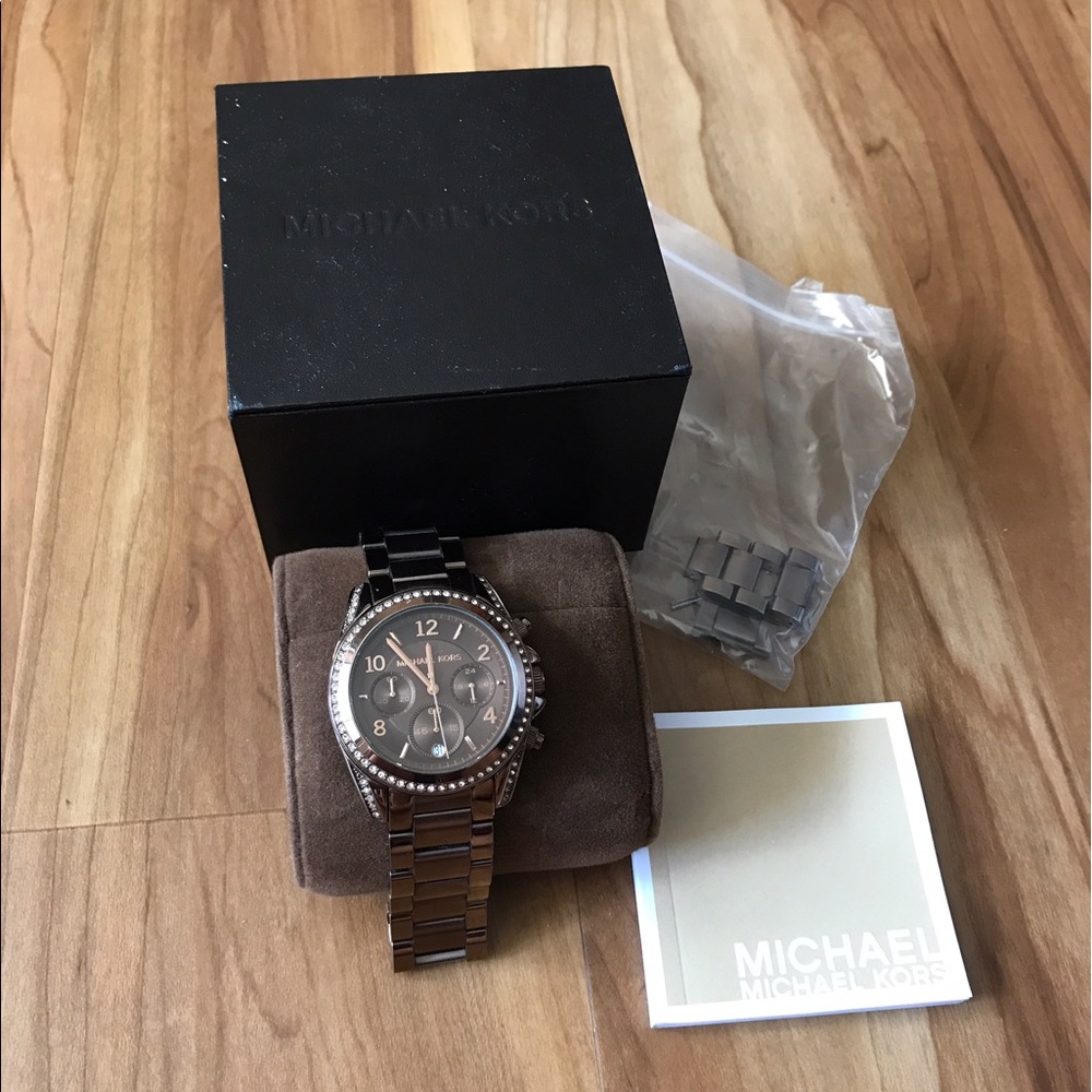Michael Kors Chronograph Watch.  Espresso. - Picture 4 of 4
