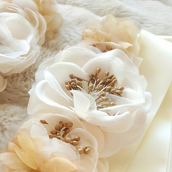 🍒NEW🍒 HANDMADE WEDDING SASH - Picture 4 of 5