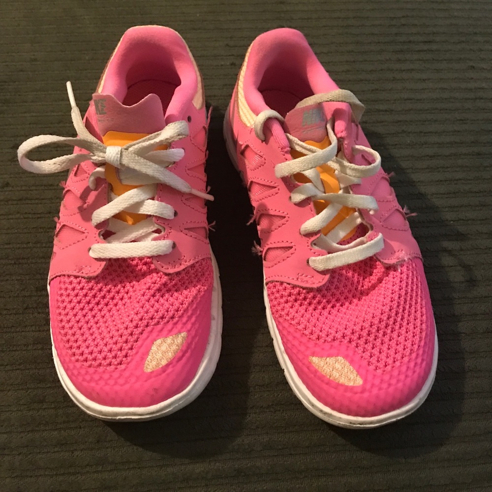 Girls Pink Nike Training Sneakers