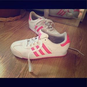 Adidas Samoa White/Hot Pink Sneakers Women's Sz 8