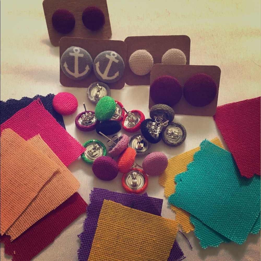 Mini button earrings **HANDMADE**