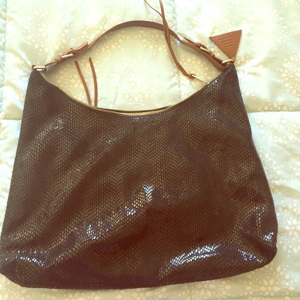 Black Shiny Shoulder Bag Sorial