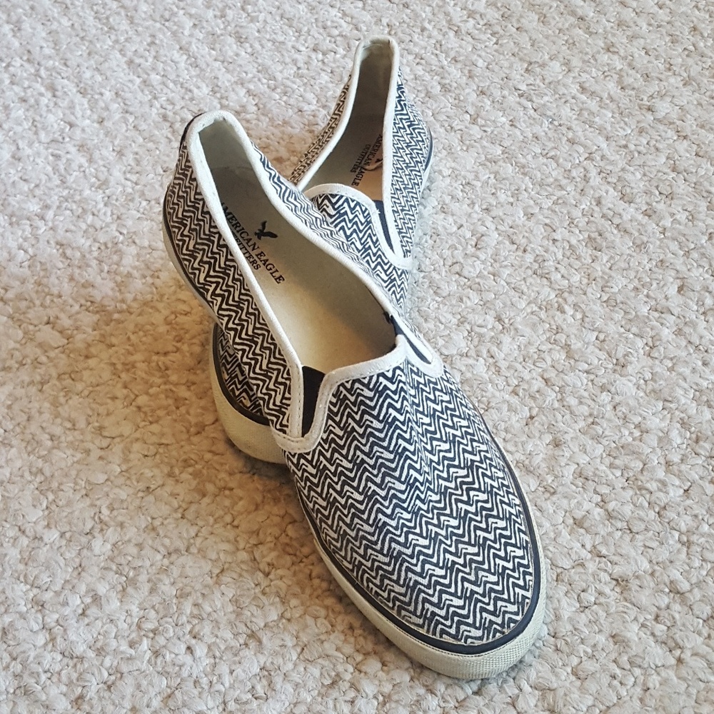 American Eagle Slip On Sneakers