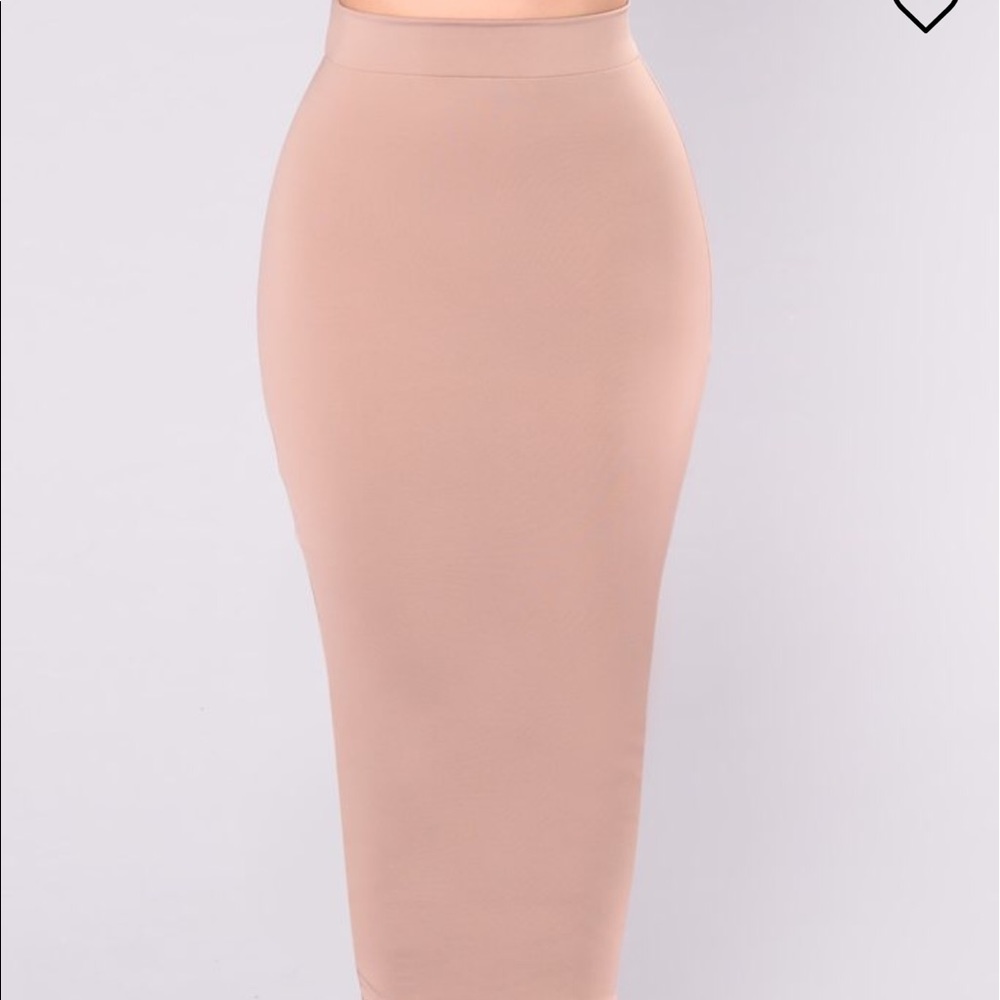 Fashion nova olive oil skirt in color coco